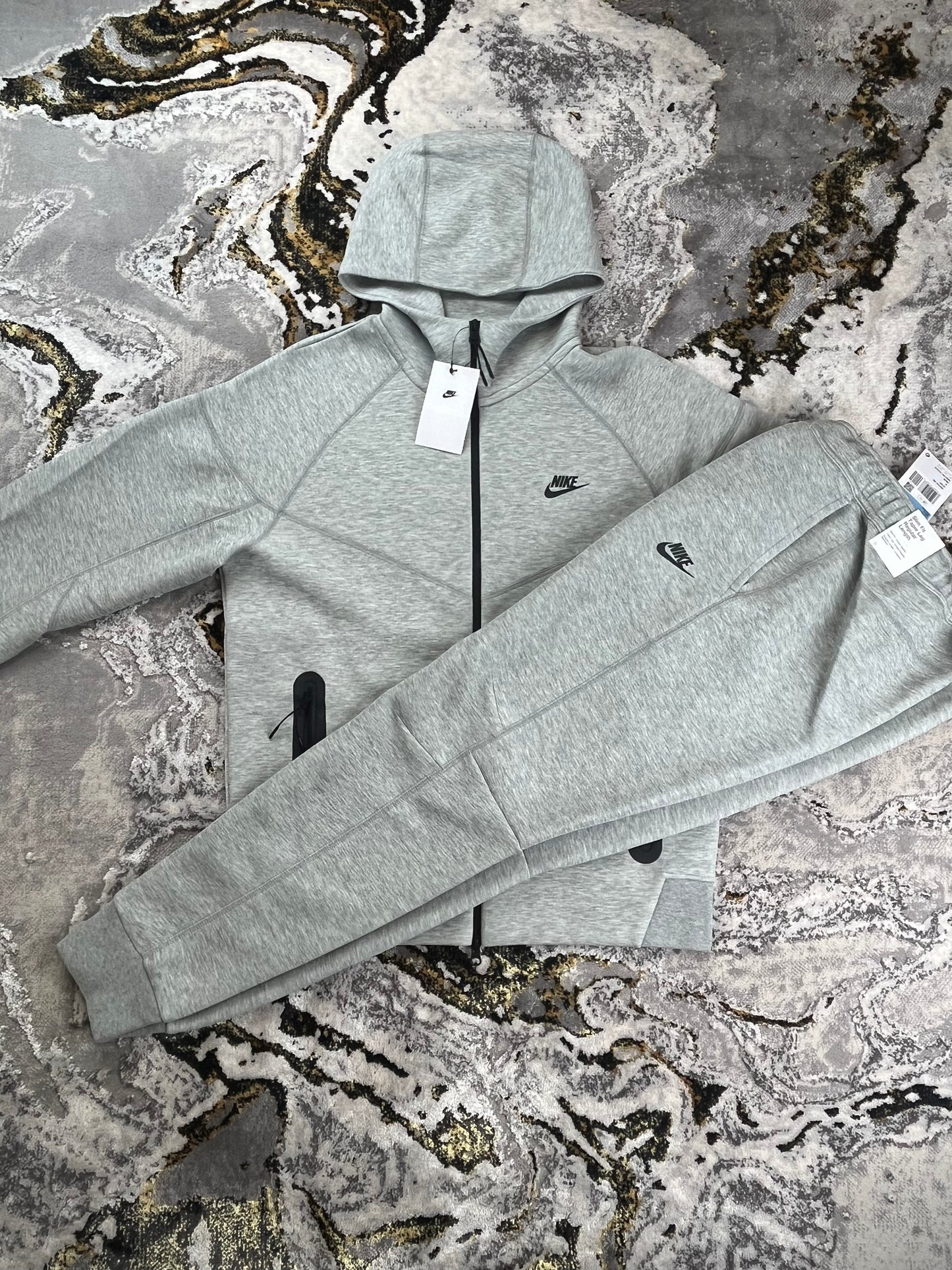 Nike Tech Fleece (New Season) Grey